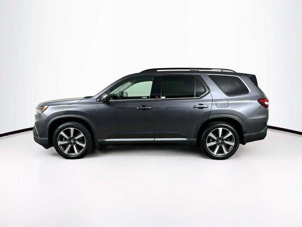 used 2023 Honda Pilot car, priced at $39,695