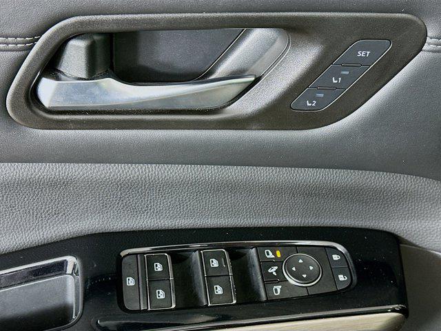 used 2022 Nissan Pathfinder car, priced at $33,297