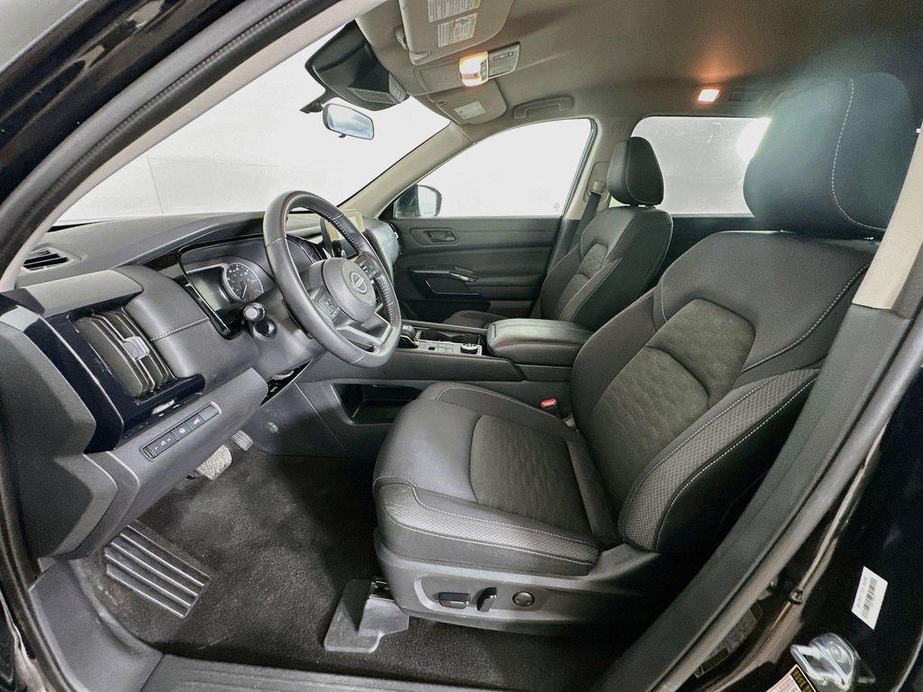 used 2025 Nissan Pathfinder car, priced at $28,196
