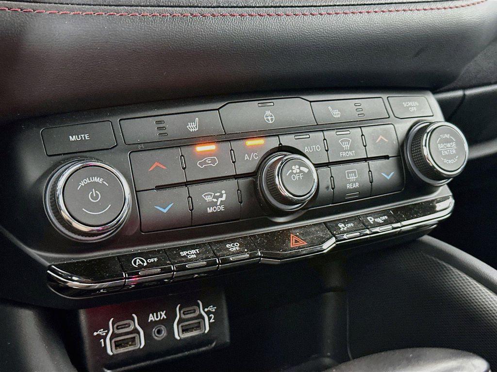 used 2025 Dodge Durango car, priced at $29,496