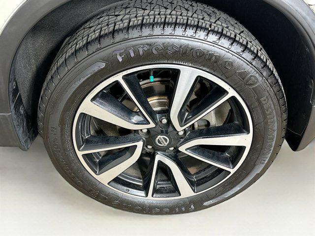 used 2020 Nissan Rogue car, priced at $17,496