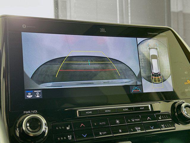 used 2021 Toyota Highlander car, priced at $29,987