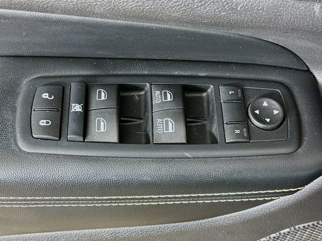 used 2015 Jeep Grand Cherokee car, priced at $7,487