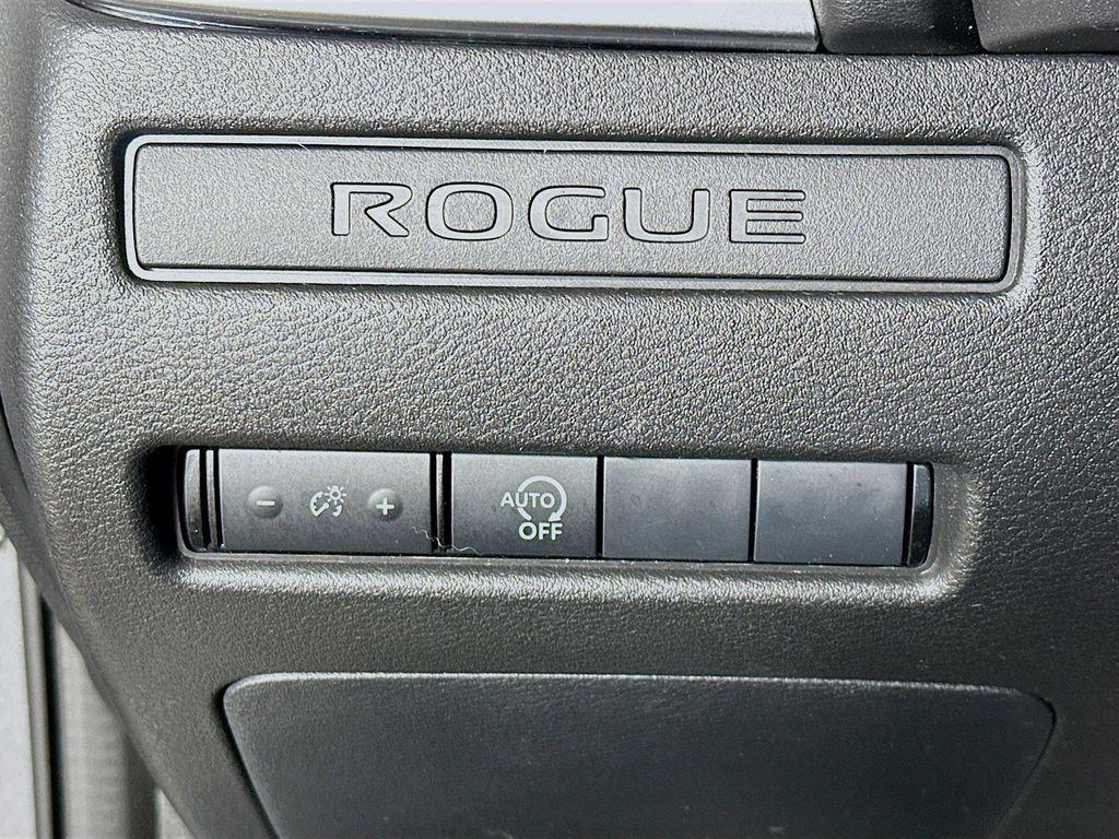 used 2024 Nissan Rogue car, priced at $19,686