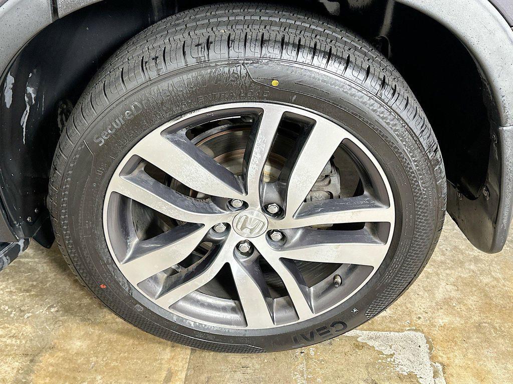 used 2018 Honda Pilot car, priced at $19,196