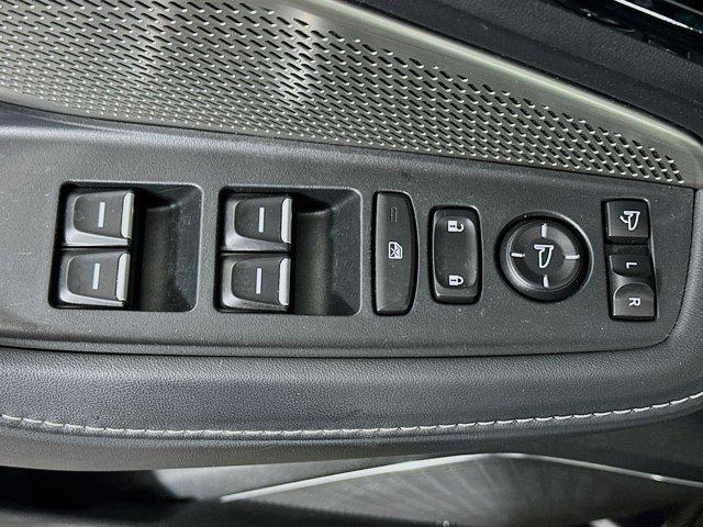 used 2023 Acura MDX car, priced at $42,186