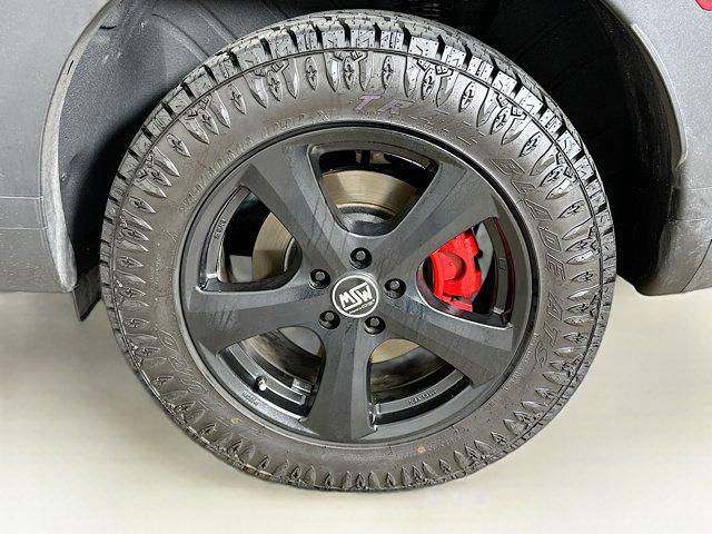 used 2024 Hyundai Santa Fe car, priced at $29,487