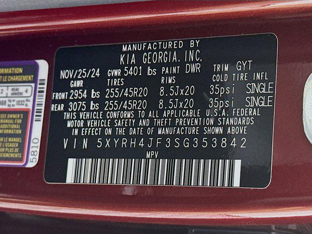 used 2025 Kia Sorento car, priced at $31,496