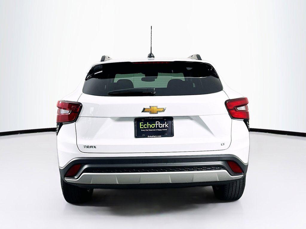used 2025 Chevrolet Trax car, priced at $21,186