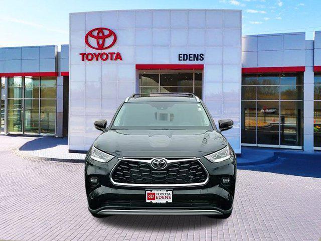 new 2025 Toyota Highlander car, priced at $53,407
