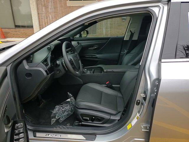 used 2025 Lexus ES 350 car, priced at $43,990