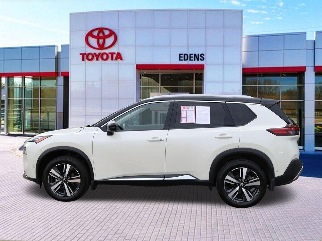 used 2021 Nissan Rogue car, priced at $24,367