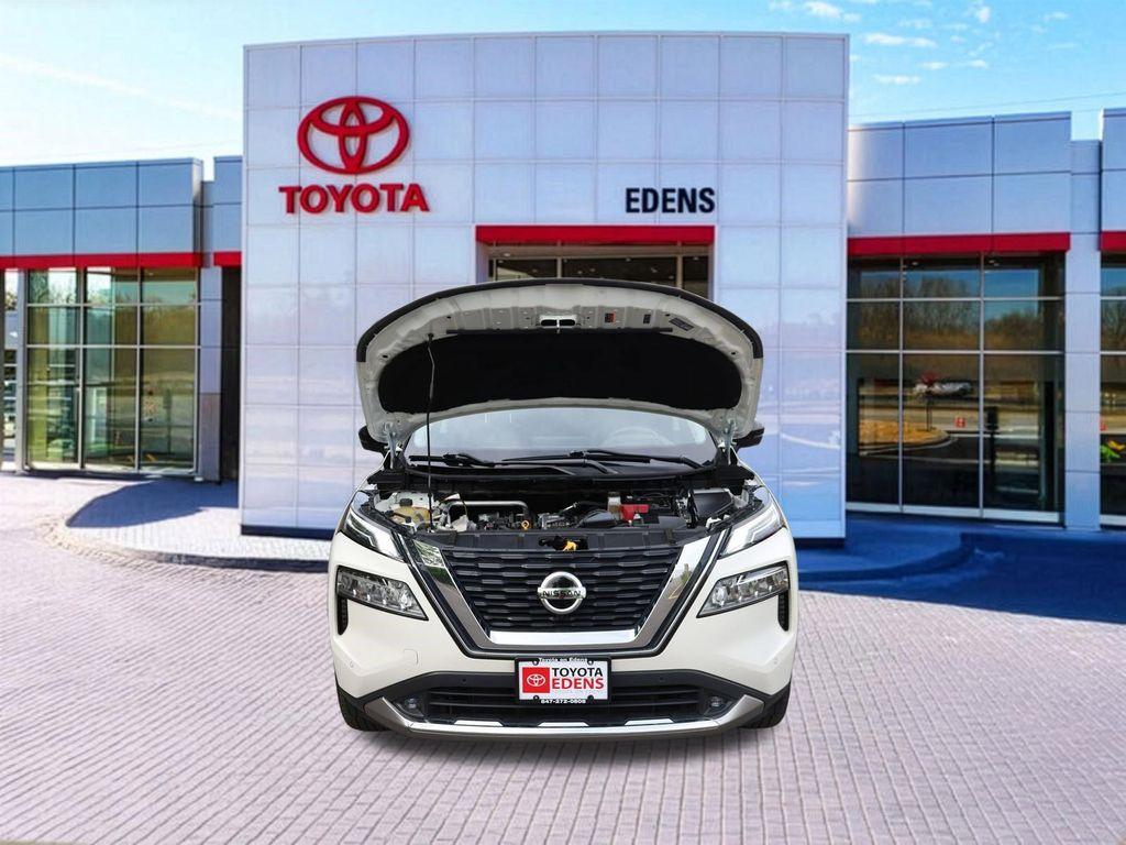used 2021 Nissan Rogue car, priced at $24,367