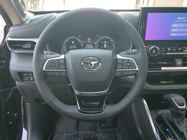 new 2026 Toyota Highlander Hybrid car, priced at $58,606