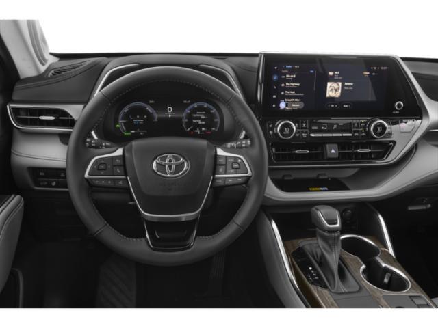 new 2026 Toyota Highlander Hybrid car, priced at $55,733