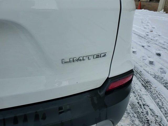 used 2022 Jeep Cherokee car, priced at $24,490