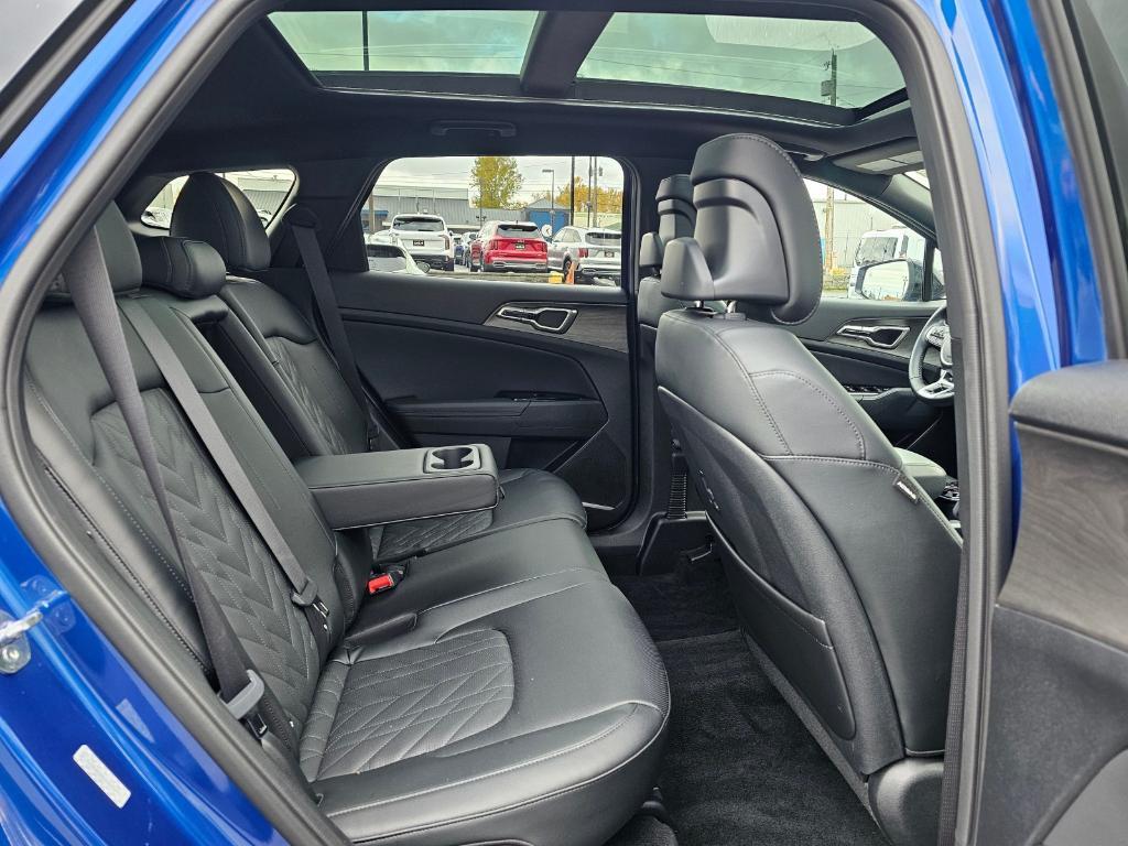 used 2025 Kia Sportage car, priced at $31,999