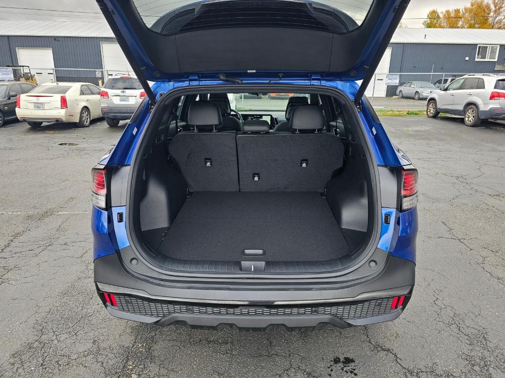 used 2025 Kia Sportage car, priced at $31,999