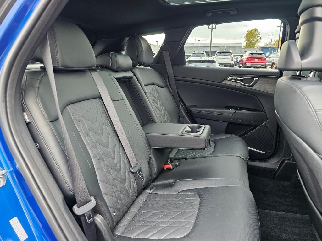 used 2025 Kia Sportage car, priced at $31,999