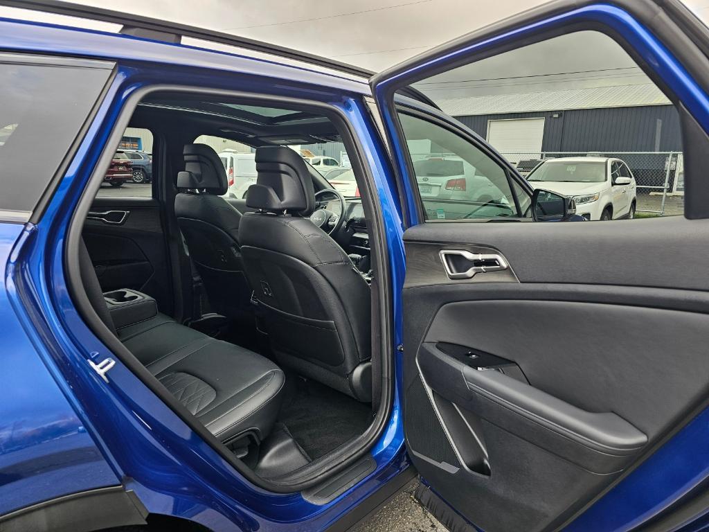 used 2025 Kia Sportage car, priced at $31,999