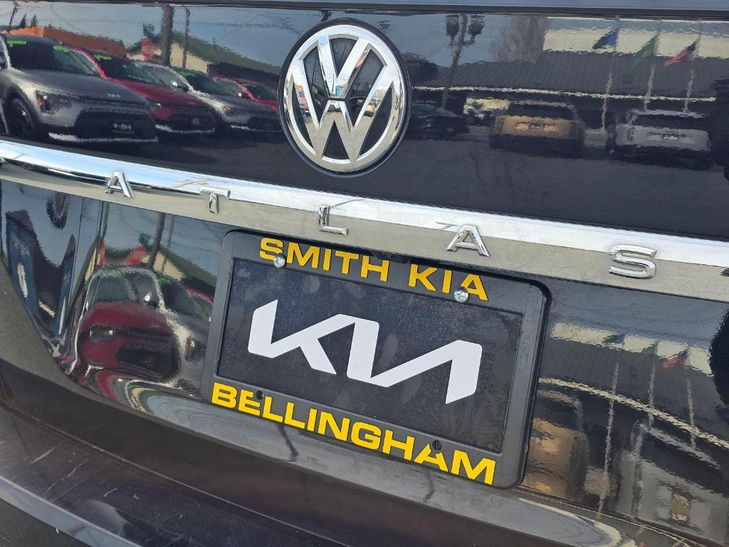 used 2018 Volkswagen Atlas car, priced at $17,946