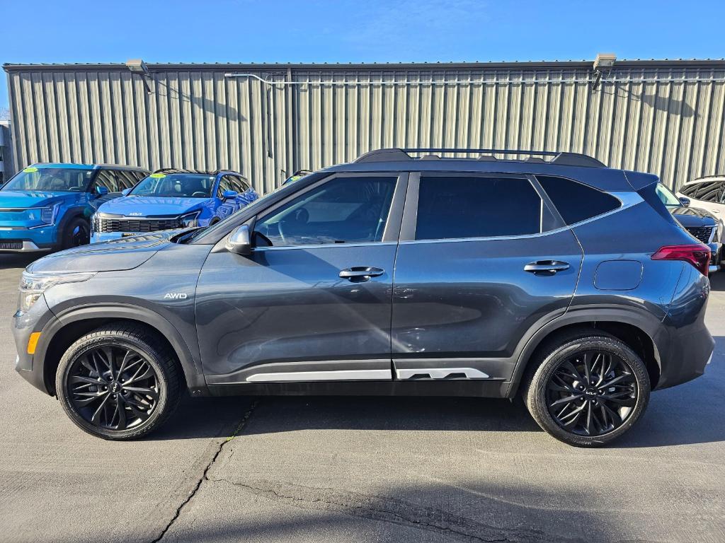 used 2023 Kia Seltos car, priced at $23,914