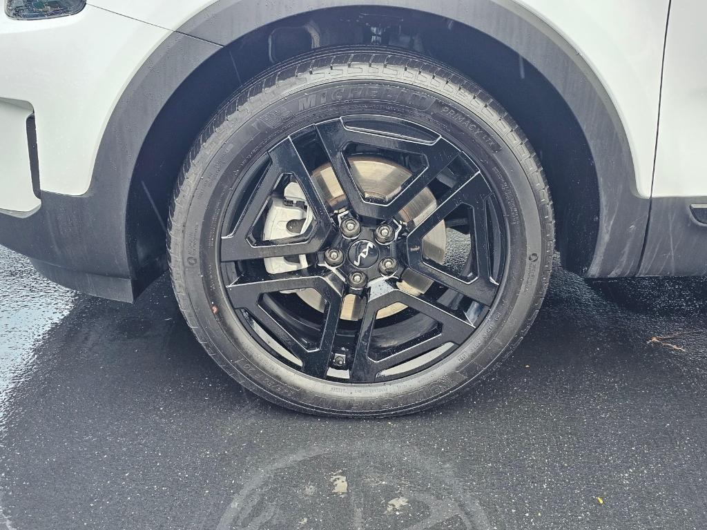 used 2024 Kia Telluride car, priced at $35,618