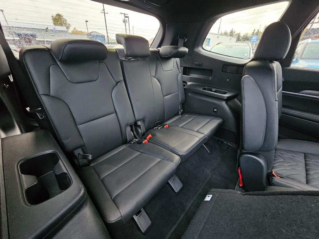 used 2024 Kia Telluride car, priced at $35,618