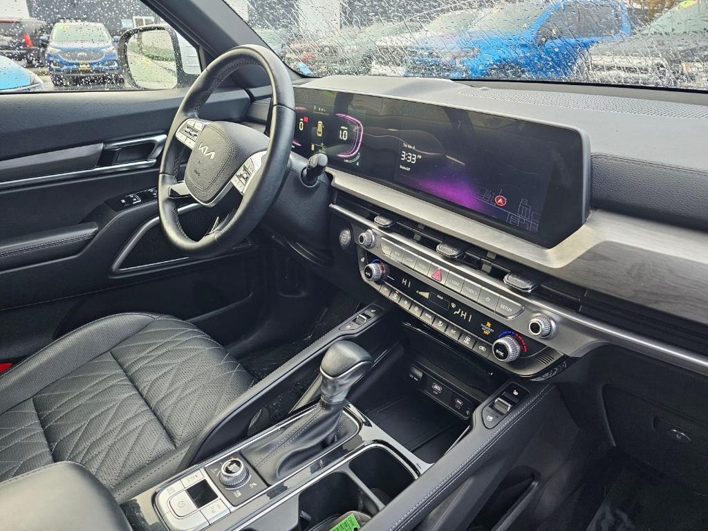 used 2024 Kia Telluride car, priced at $35,618