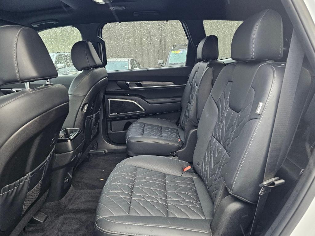 used 2024 Kia Telluride car, priced at $35,618