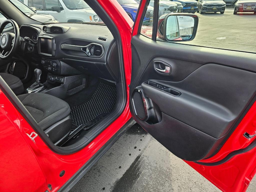 used 2022 Jeep Renegade car, priced at $19,999