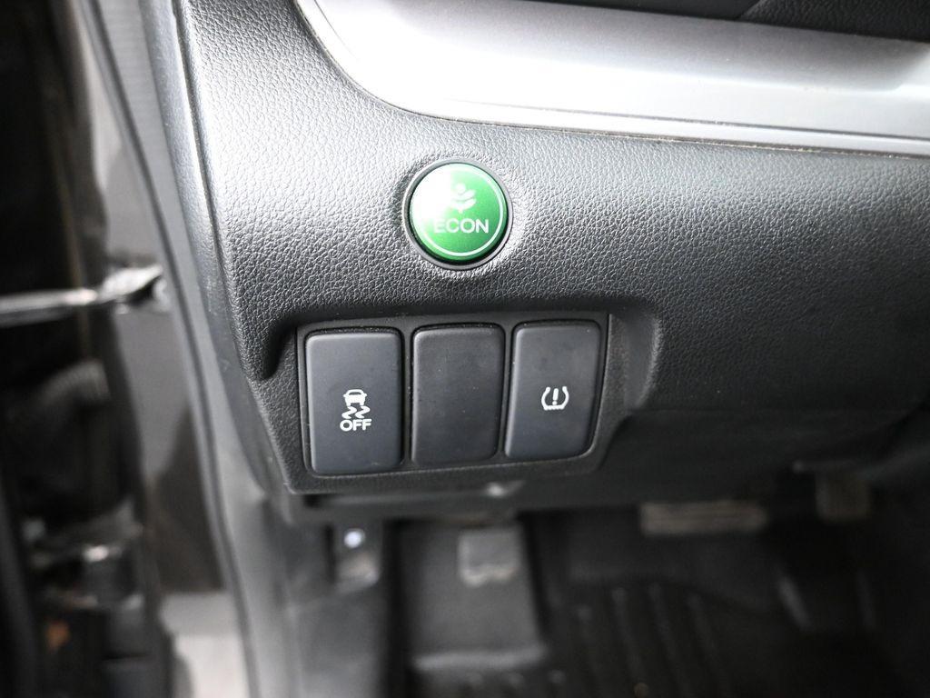 used 2015 Honda CR-V car, priced at $9,900