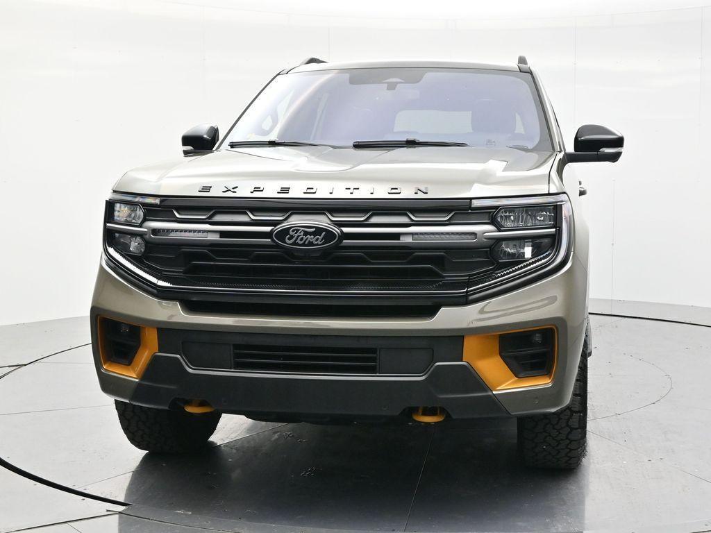 used 2025 Ford Expedition car, priced at $74,500