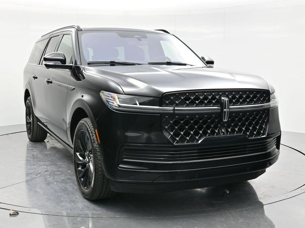 used 2025 Lincoln Navigator L car, priced at $87,000