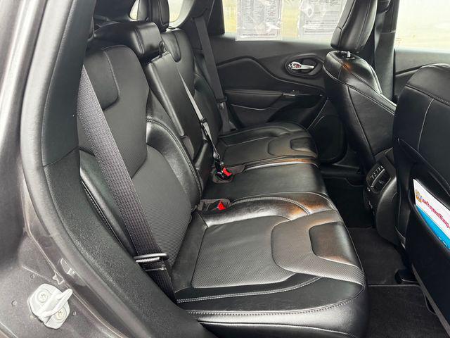 used 2023 Jeep Cherokee car, priced at $22,567