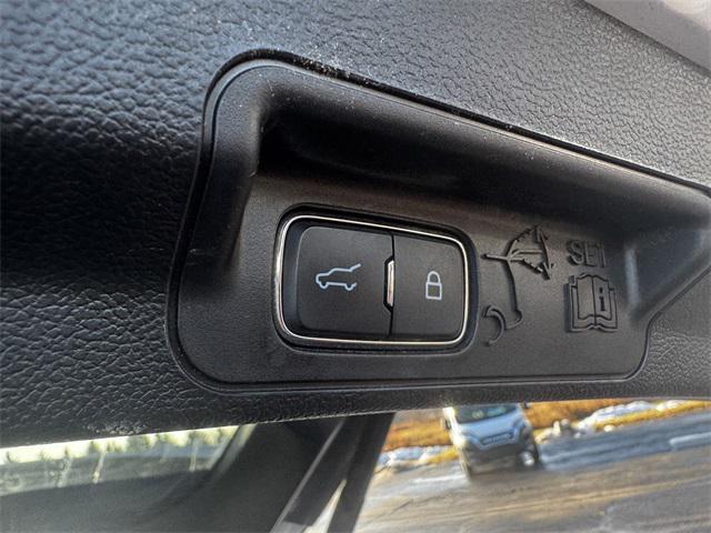 used 2024 Ford Explorer car, priced at $29,989