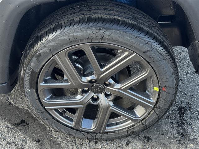 new 2026 Jeep Compass car, priced at $33,998