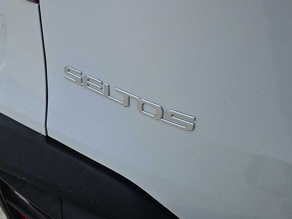 used 2025 Kia Seltos car, priced at $22,697