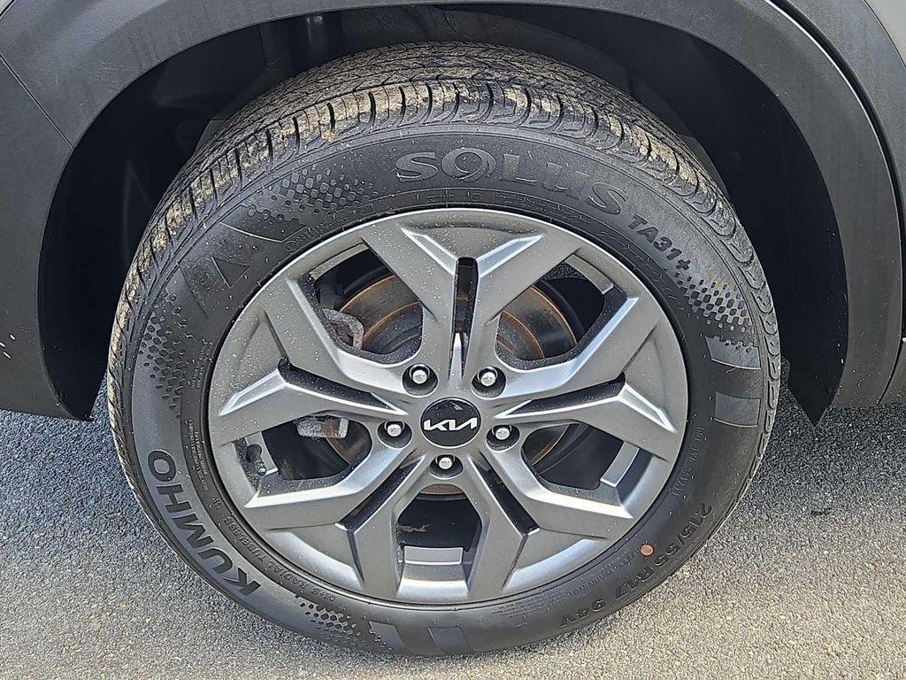 used 2024 Kia Seltos car, priced at $20,877