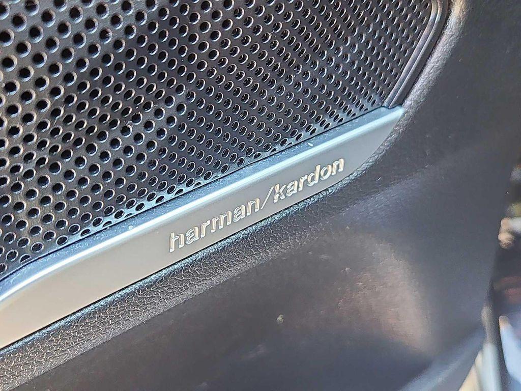 used 2022 Hyundai Santa Fe car, priced at $24,987