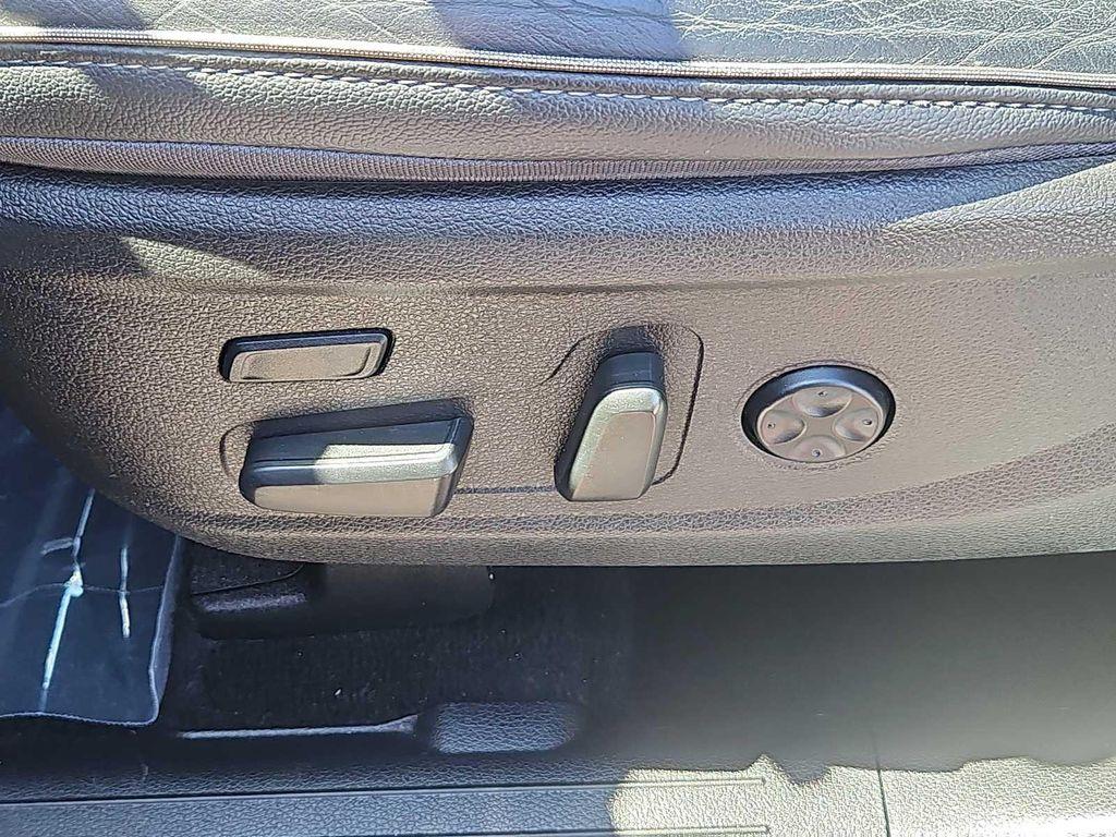 used 2022 Hyundai Santa Fe car, priced at $24,987