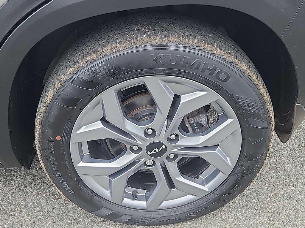 used 2024 Kia Seltos car, priced at $20,987
