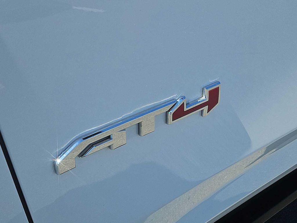 used 2025 GMC Yukon car, priced at $74,987