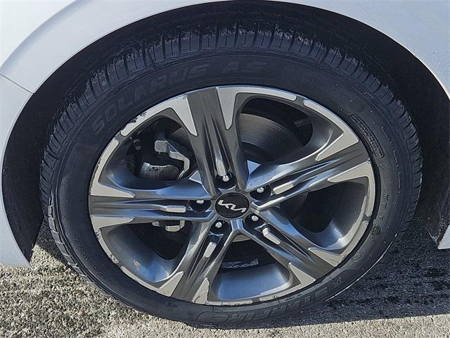 used 2022 Kia K5 car, priced at $16,487