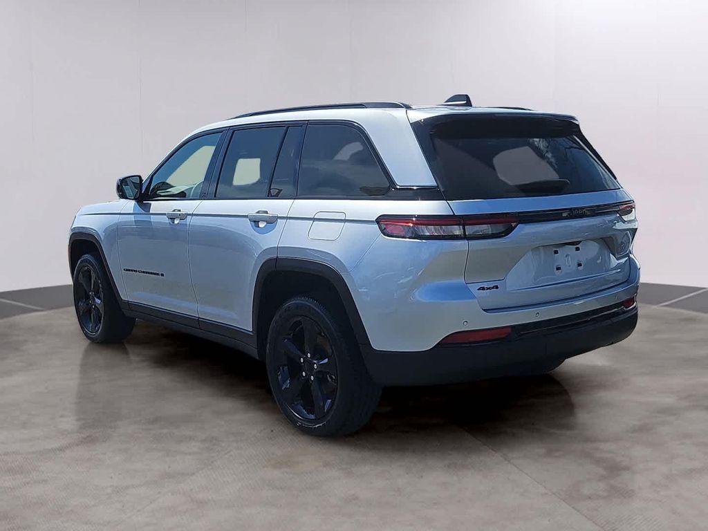 used 2023 Jeep Grand Cherokee car, priced at $32,847