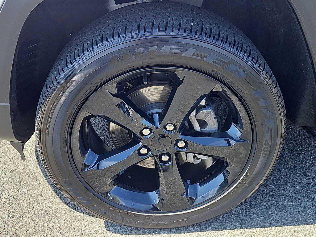 used 2023 Jeep Grand Cherokee car, priced at $32,847