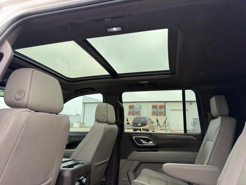 used 2023 GMC Yukon XL car, priced at $54,118