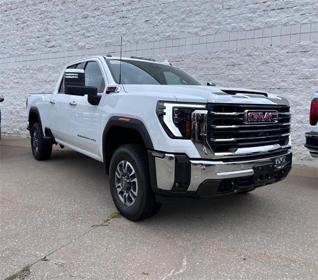 new 2025 GMC Sierra 2500 car, priced at $72,000