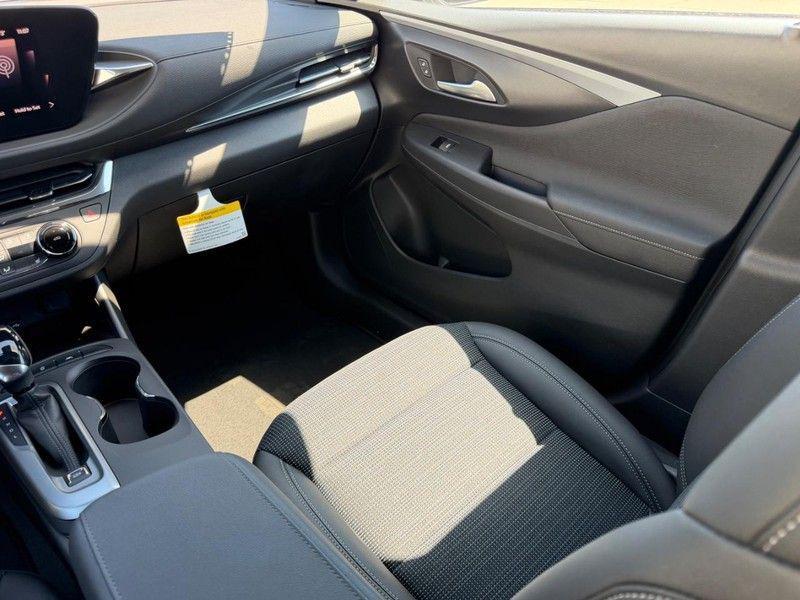 new 2026 Buick Envista car, priced at $26,353