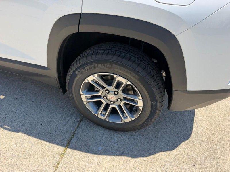 new 2026 GMC Terrain car, priced at $30,305